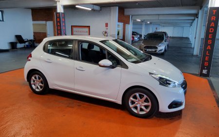 2016 Peugeot 208 - photo 9