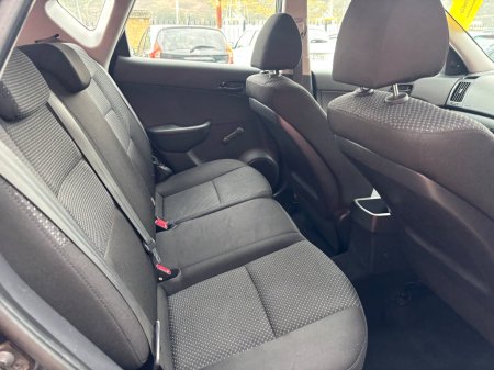 2011 Hyundai i30 - photo 4