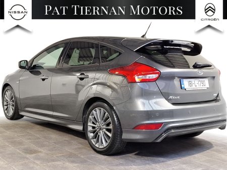 2018 Ford Focus - photo 2
