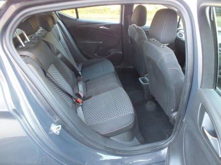 2016 Opel Astra - photo 11