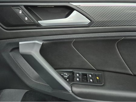 2021 Volkswagen Tiguan - photo 5