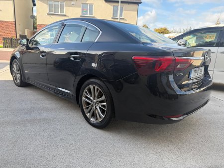 2017 Toyota Avensis - photo 6