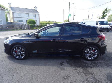 2023 Ford Focus - photo 3