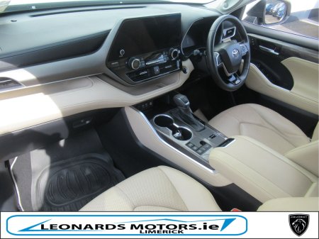2023 Toyota Highlander - photo 8