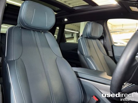 2025 Cadillac Lyriq - photo 15