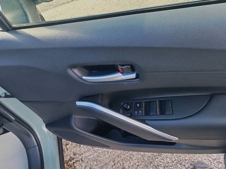 2024 Toyota Corolla - photo 14