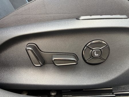 2025 Skoda Superb - photo 34