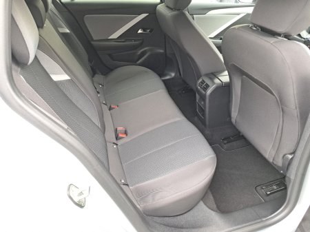 2025 Opel Astra - photo 17