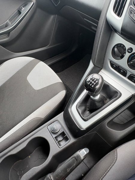 2014 Ford Focus - photo 16