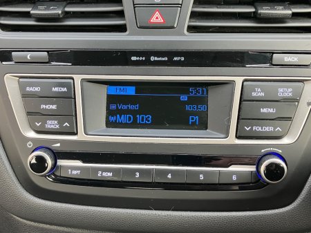 2017 Hyundai i20 - photo 12