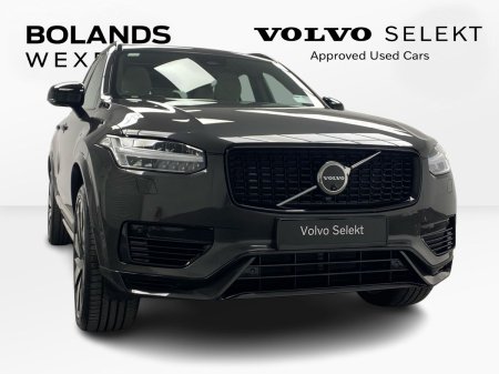 2024 Volvo XC90 T8 PHEV 455hp Plus (Dark Theme)
