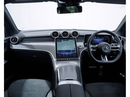 2026 Mercedes-Benz GLC - photo 10