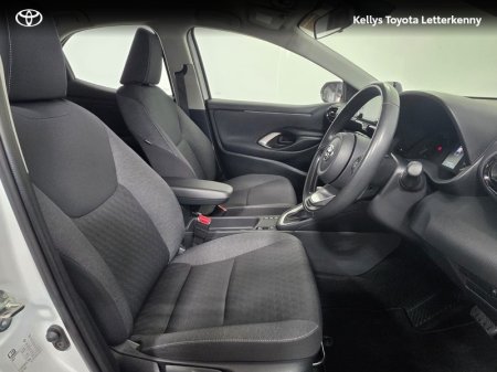 2022 Toyota Yaris - photo 12