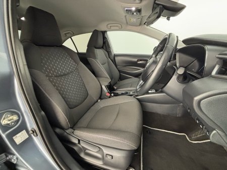 2023 Toyota Corolla - photo 18