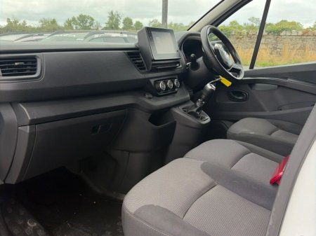 2022 Renault Trafic - photo 13
