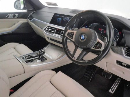 2021 BMW X5 - photo 6