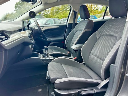 2018 Ford Focus - photo 13