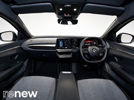 2024 Renault Megane E-Tech - photo 2