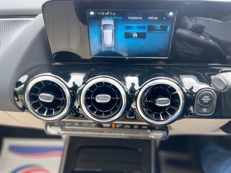 2020 Mercedes-Benz GLA - photo 19
