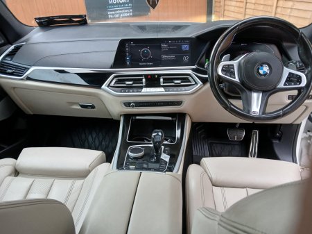 2021 BMW X5 - photo 4