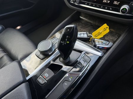 2018 BMW 5-Series - photo 11