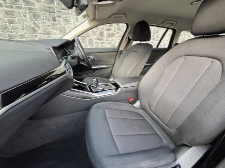 2021 BMW 3-Series - photo 13