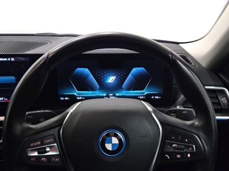 2022 BMW i4 - photo 9