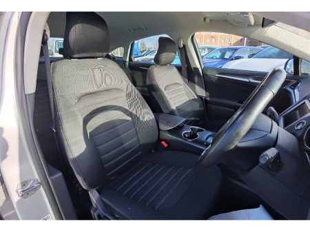 2021 Ford Mondeo - photo 9
