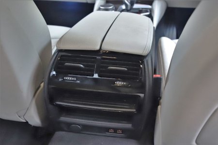 2023 BMW 5-Series - photo 24