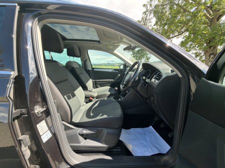 2017 Volkswagen Tiguan - photo 16