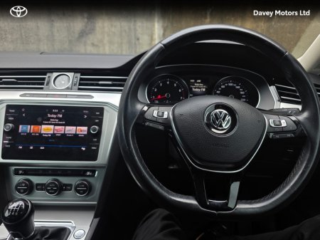 2018 Volkswagen Passat - photo 10