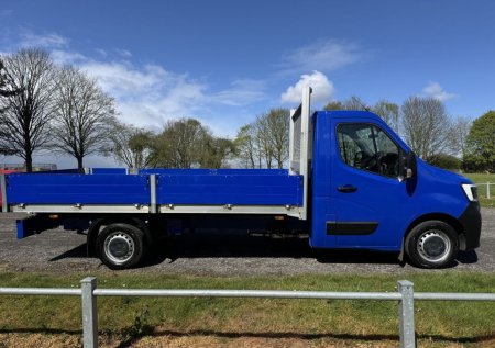 2024 Renault Master