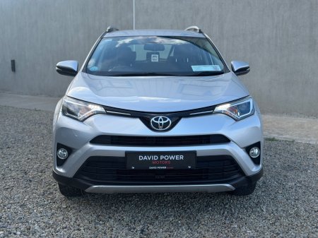 2016 Toyota RAV4 - photo 2