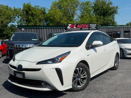 2022 Toyota Prius 1.8 Hybrid Luxury with Sat Navi & JBL