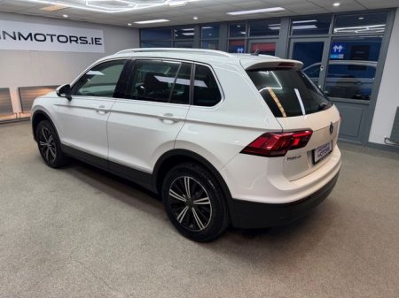 2017 Volkswagen Tiguan - photo 18