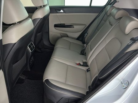 2020 Kia Sportage - photo 21