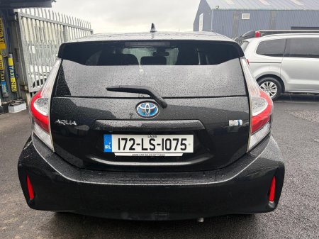 2017 Toyota Aqua - photo 23