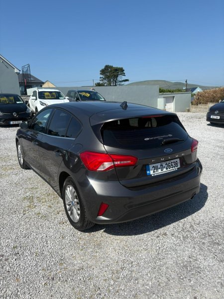 2021 Ford Focus - photo 2