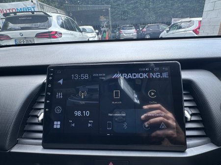 2021 Honda Fit - photo 10