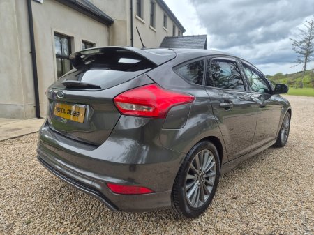 2018 Ford Focus - photo 6