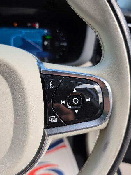 2021 Volvo XC60 - photo 23