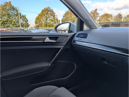 2018 Volkswagen Golf - photo 17