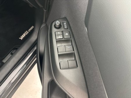 2026 Toyota Yaris Cross - photo 12