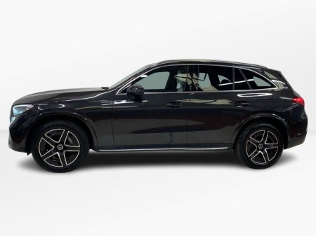 2025 Mercedes-Benz GLC - photo 6