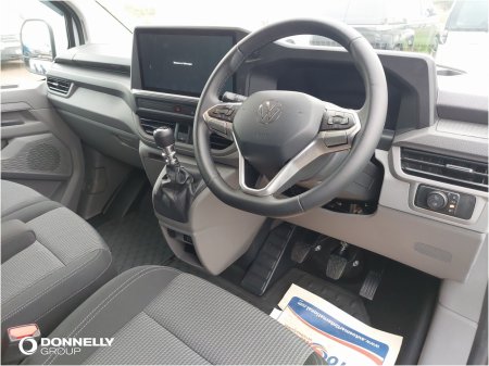 2025 Volkswagen Transporter - photo 8