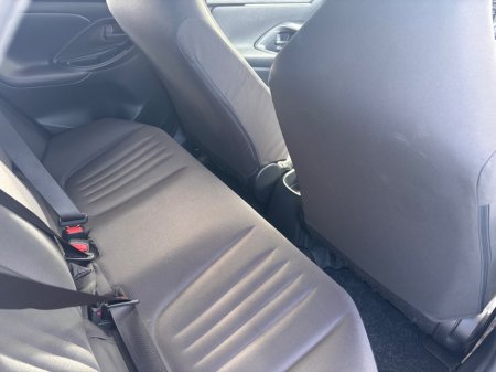 2021 Toyota Yaris - photo 8