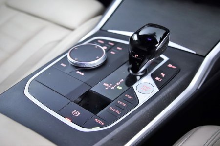2022 BMW 3-Series - photo 21