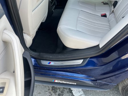 2017 BMW 5-Series - photo 23
