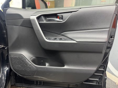 2021 Toyota RAV4 - photo 18