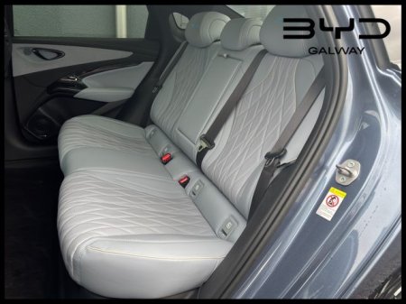 2025 BYD SEAL - photo 8